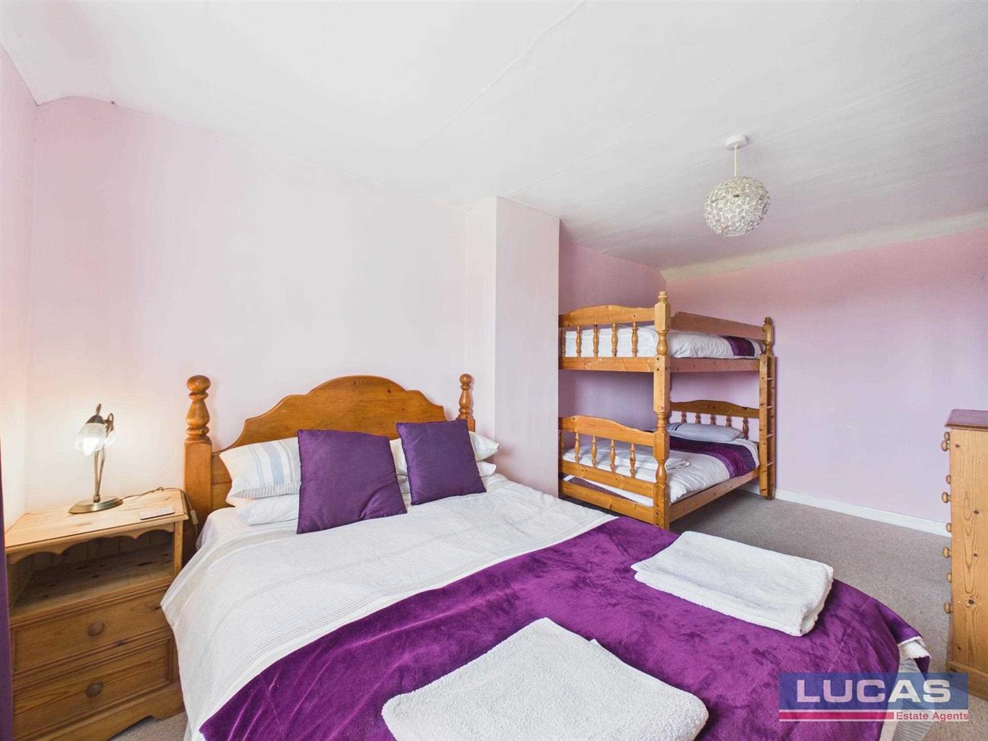 Pentre Bolion, Llanddona
